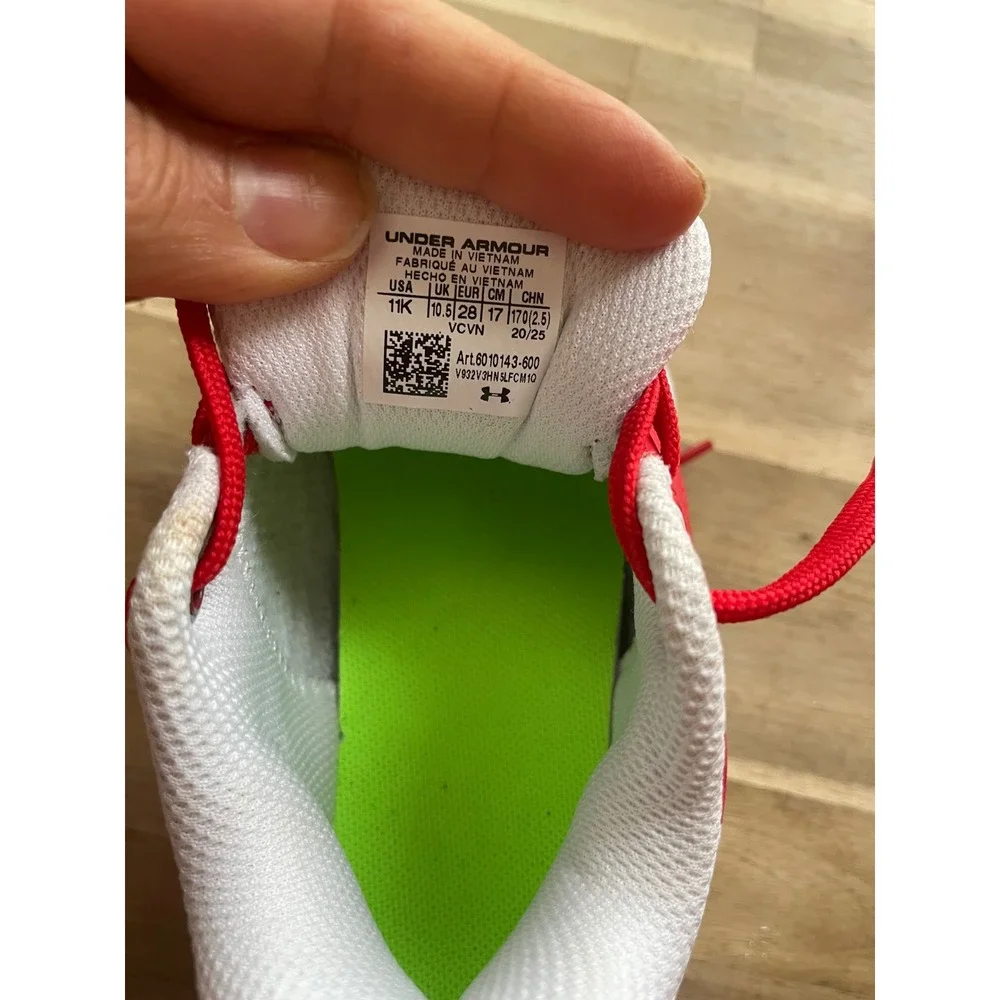 Under Armour Leadoff Low RM Jr Baseball Cleats Red White 11K 3010143-600